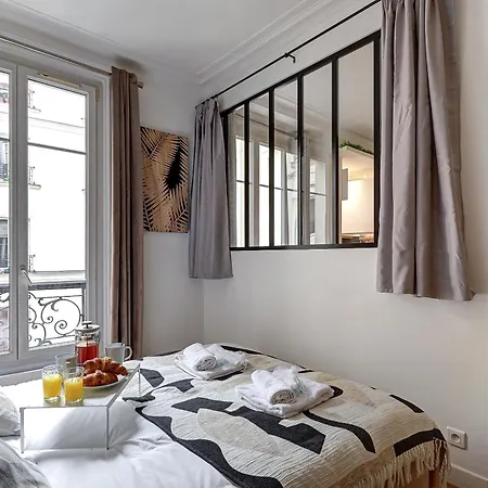 Elegante Suite Haussmannienne Au Prestige Parisien Exterior photo